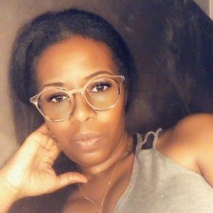 Meet your Posher, Jacqueline